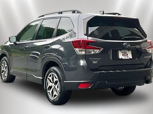 Certified 2023 Subaru Forester Premium AWD/4WD image 4