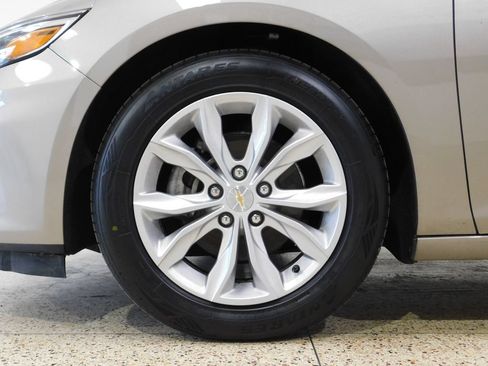 Used 2023 Chevrolet Malibu LT FWD image 22