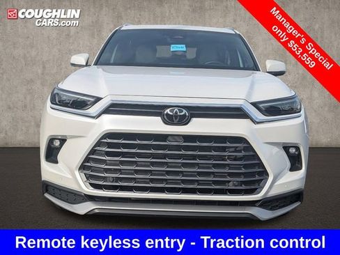 Used 2024 Toyota Grand Highlander AWD Hybrid image 2