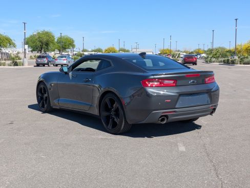 Used 2018 Chevrolet Camaro LT image 3