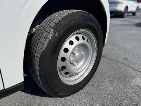 Used 2025 Ford Maverick XL w/ 4K Tow Package image 10