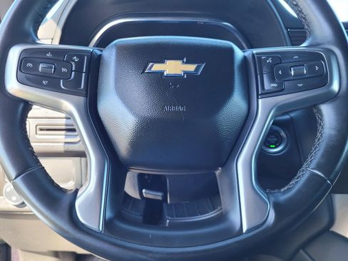 Used 2024 Chevrolet Suburban LT image 22