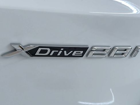 Used 2026 BMW X1 xDrive28i w/ Convenience Package AWD/4WD image 28