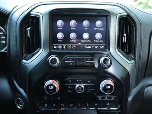 Used 2023 GMC Sierra 3500 Denali w/ Denali Ultimate Package AWD/4WD image 44