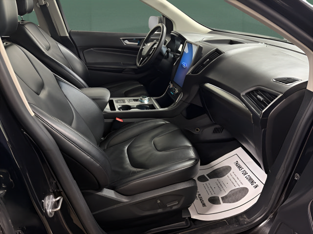 Used 2022 Ford Edge Titanium AWD/4WD image 15