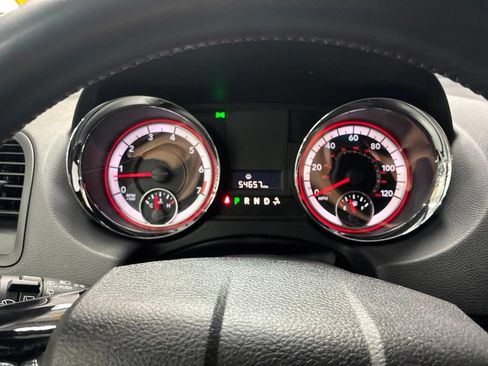 Used 2018 Dodge Grand Caravan SXT w/ Blacktop Package FWD image 15