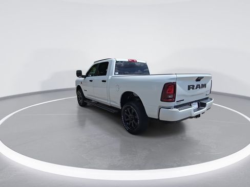 New 2026 RAM 2500 Big Horn AWD/4WD image 7