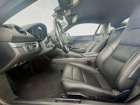 Certified 2022 Porsche 718 Cayman w/ Premium Package image 5