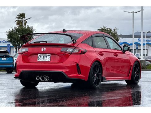 Used 2025 Honda Civic Type R image 4