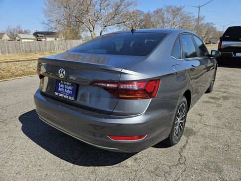 Used 2019 Volkswagen Jetta SE image 8