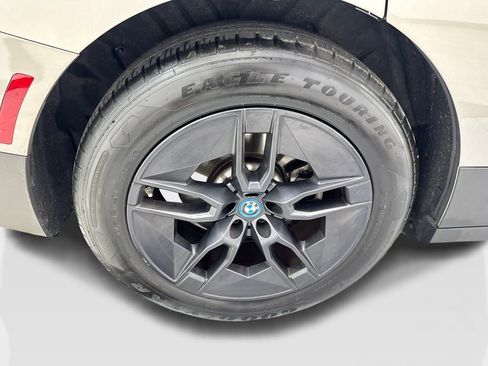 Used 2024 BMW iX xDrive50 w/ Premium Package AWD/4WD image 82