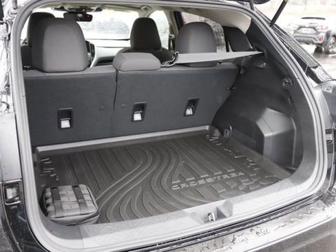 Certified 2025 Subaru Crosstrek 2.0i Premium image 4