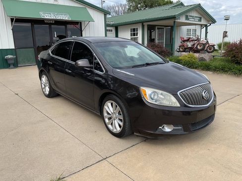 Used 2012 Buick Verano FWD image 3