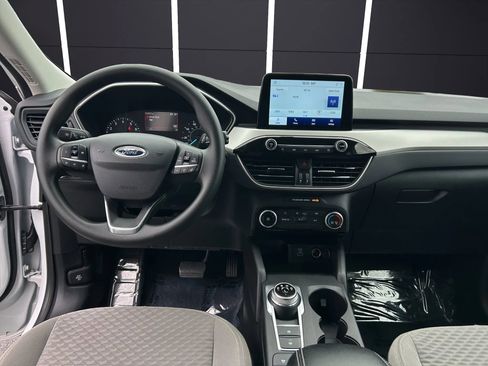 Used 2022 Ford Escape SE image 15