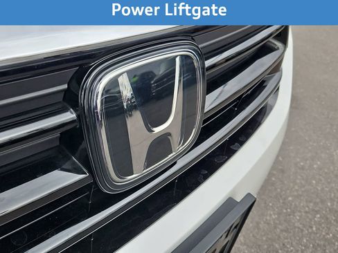 Used 2023 Honda Odyssey Touring image 13