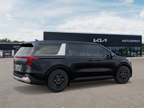 New 2026 Kia Carnival FWD image 6