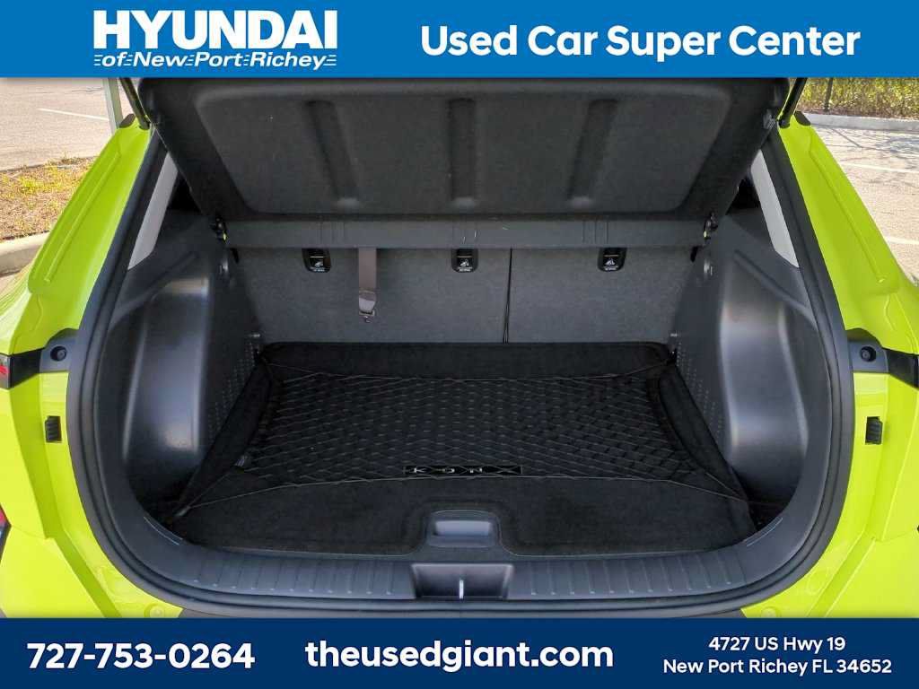 Certified 2025 Hyundai Kona SEL FWD image 12