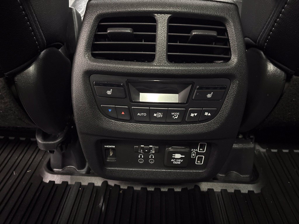 Used 2022 Honda Pilot Elite image 34
