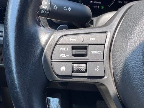 Used 2025 Honda CR-V Sport image 9