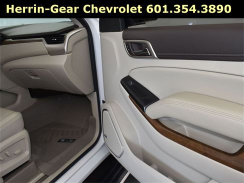 Used 2020 GMC Yukon Denali w/ Denali Ultimate Package image 19