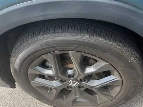 Used 2024 Honda HR-V Sport image 16