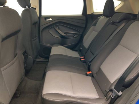 Used 2018 Ford Escape SE w/ SE Sync 3 Package AWD/4WD image 18