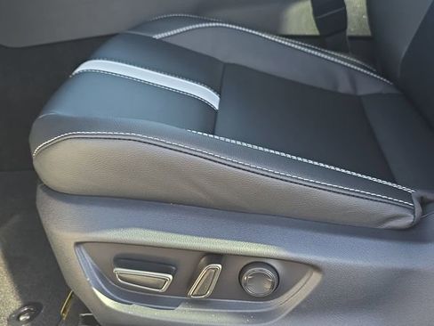 New 2026 Toyota Camry SE image 28