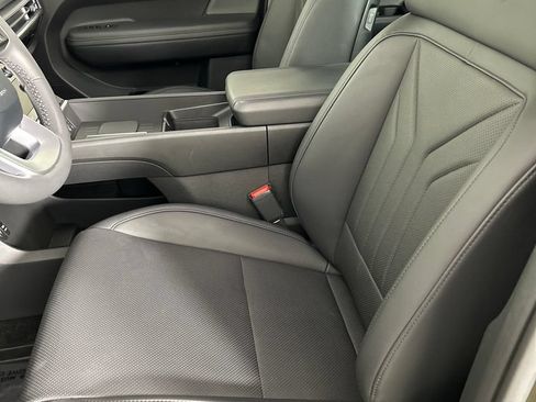 Certified 2025 Hyundai Santa Fe XRT AWD/4WD image 13