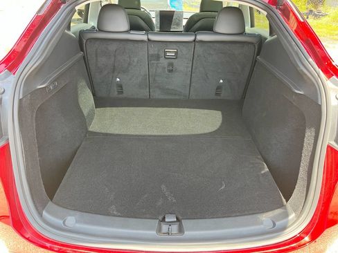 Used 2024 Tesla Model Y Long Range RWD image 27