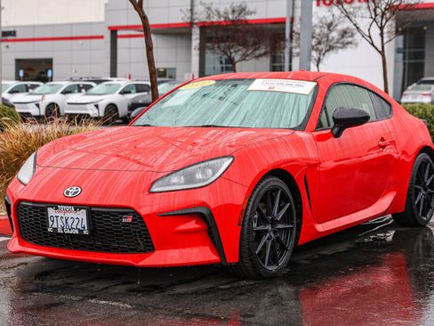 Certified 2022 Toyota GR86 Premium image 18