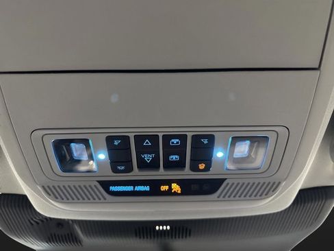 Used 2025 Ford Explorer Active w/ Active Comfort Package image 27