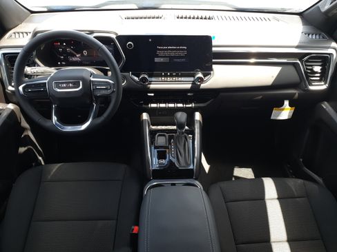 New 2025 GMC Canyon Elevation image 12