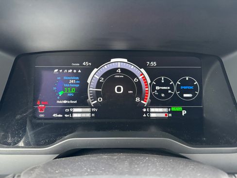 New 2026 Toyota Sequoia Platinum AWD/4WD image 32