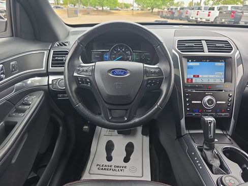 Used 2017 Ford Explorer Sport w/ Equipment Group 401A AWD/4WD image 13