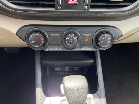 Used 2023 Kia Forte LXS FWD image 18
