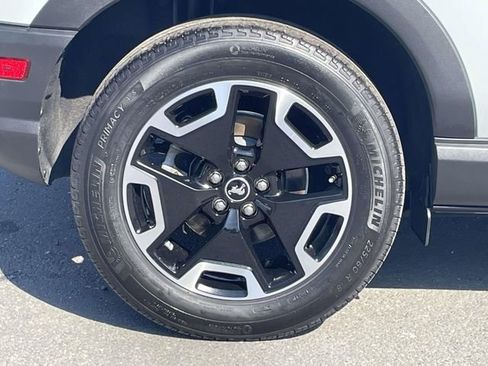 Certified 2024 Ford Bronco Sport Outer Banks AWD/4WD image 8