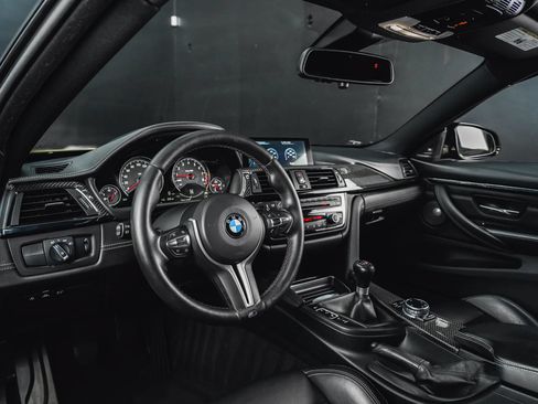Used 2015 BMW M4 Coupe RWD image 37