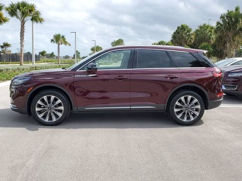 Certified 2021 Lincoln Corsair Reserve w/ Elements Package image 4