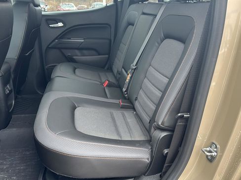 Used 2022 GMC Canyon AT4 image 11