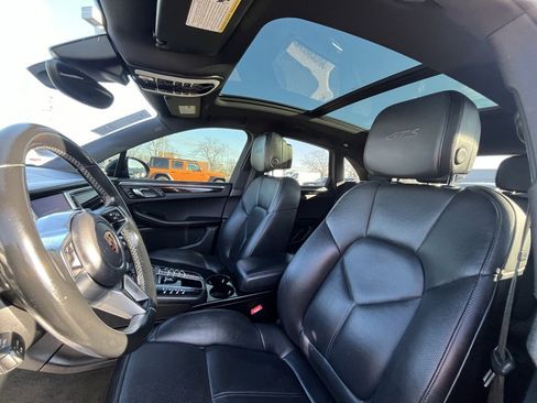 Used 2017 Porsche Macan GTS w/ Premium Package Plus image 12