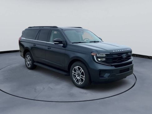 Used 2026 Ford Expedition Max Active AWD/4WD image 4