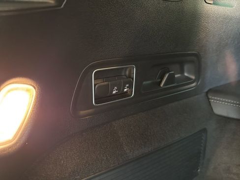 Certified 2025 Mercedes-Benz GLS 450 GLS 450 image 34