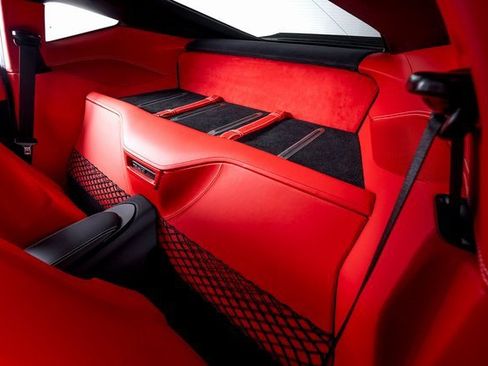 Used 2015 Ferrari F12 Berlinetta image 27