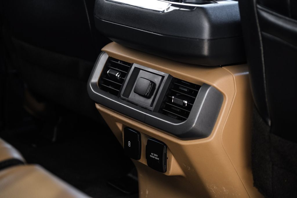 Used 2022 Ford F150 Lariat RWD image 42