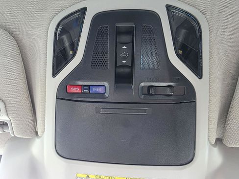 Used 2022 Subaru Legacy Limited image 25