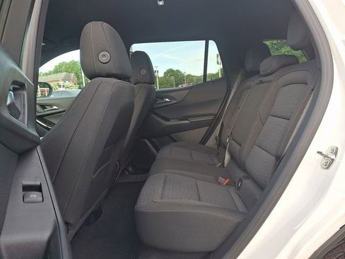 Used 2025 Chevrolet Equinox LT FWD image 10