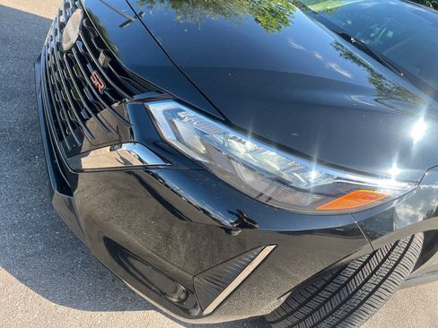 Certified 2024 Nissan Sentra SR w/ SR Premium Package FWD image 34