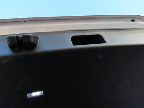 Used 2020 Buick Enclave Essence w/ Sport Touring Edition image 19