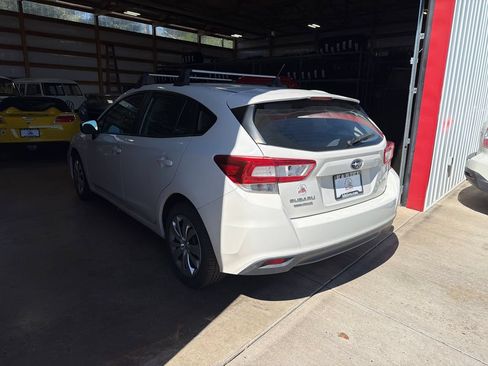Used 2018 Subaru Impreza 2.0i AWD/4WD image 10