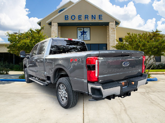 Used 2026 Ford F250 Lariat w/ FX4 Off-Road Package AWD/4WD image 3